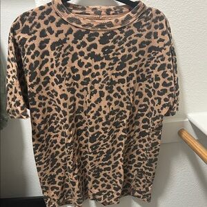 Aerie Leopard Print Women's Boyfriend T-shirt